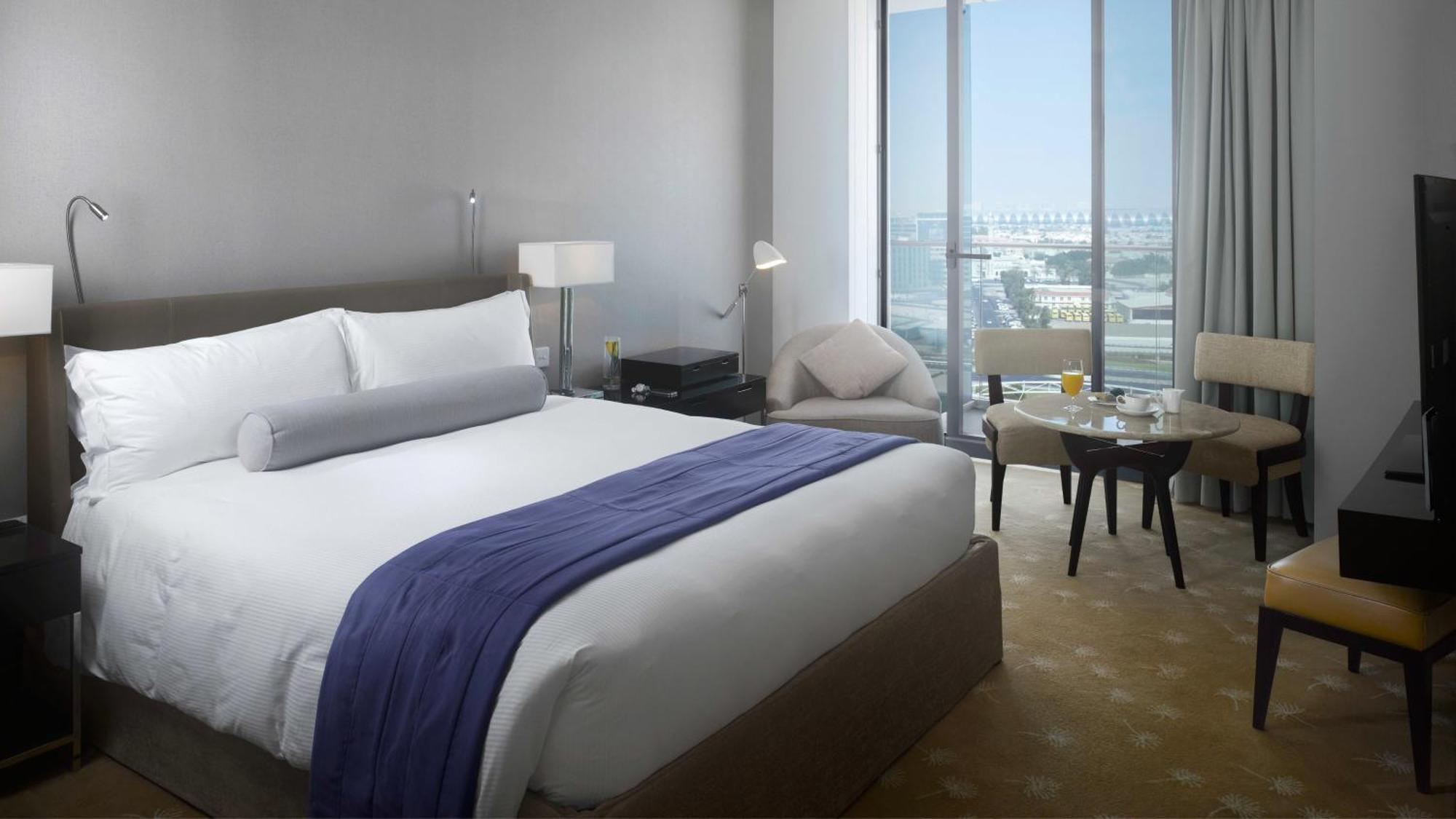 Intercontinental Residence Suites Dubai Festival City By Ihg Екстер'єр фото A guest room at the hotel