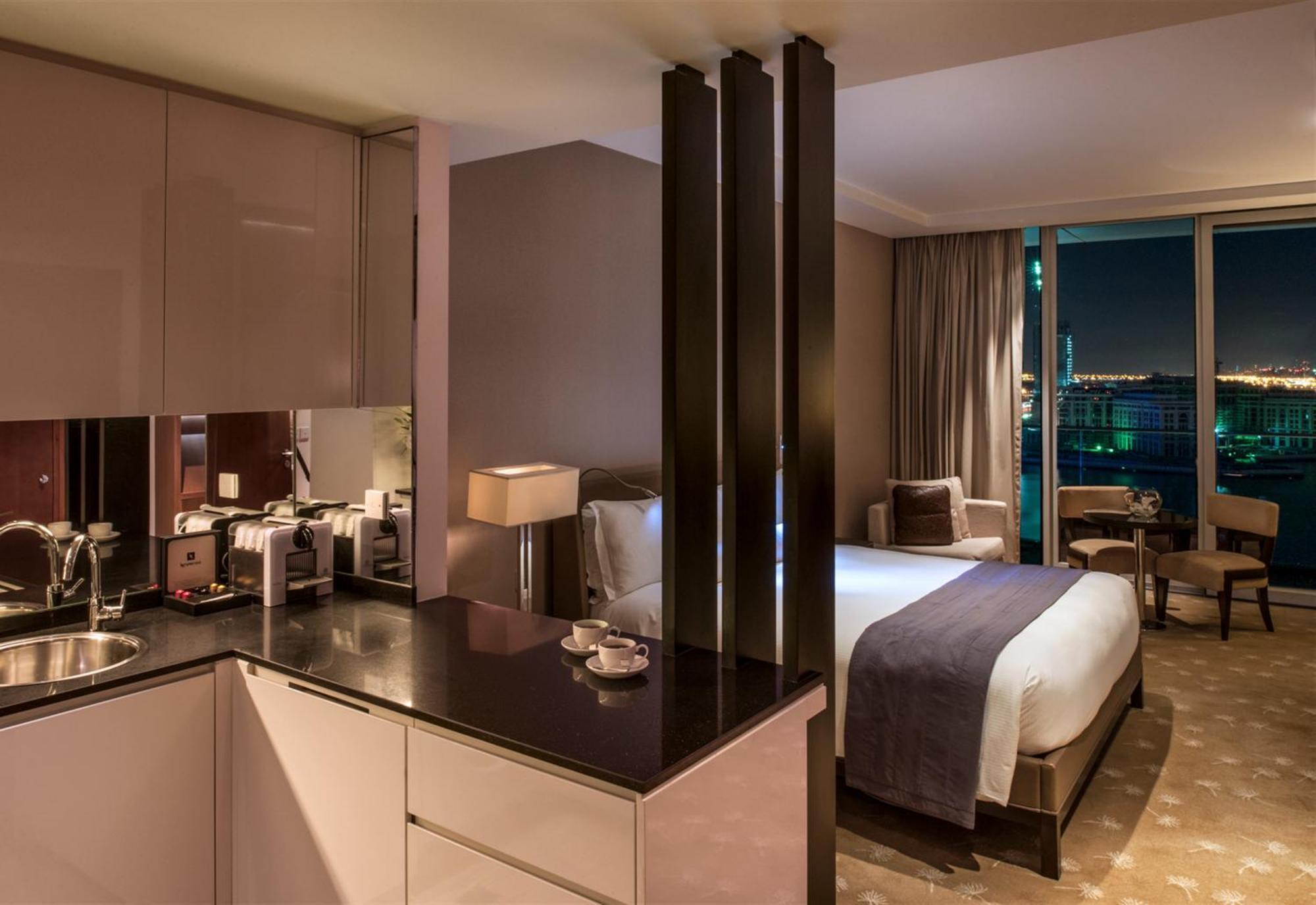 Intercontinental Residence Suites Dubai Festival City By Ihg Екстер'єр фото